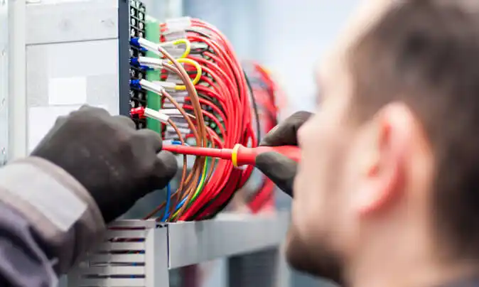 electrician Pierce